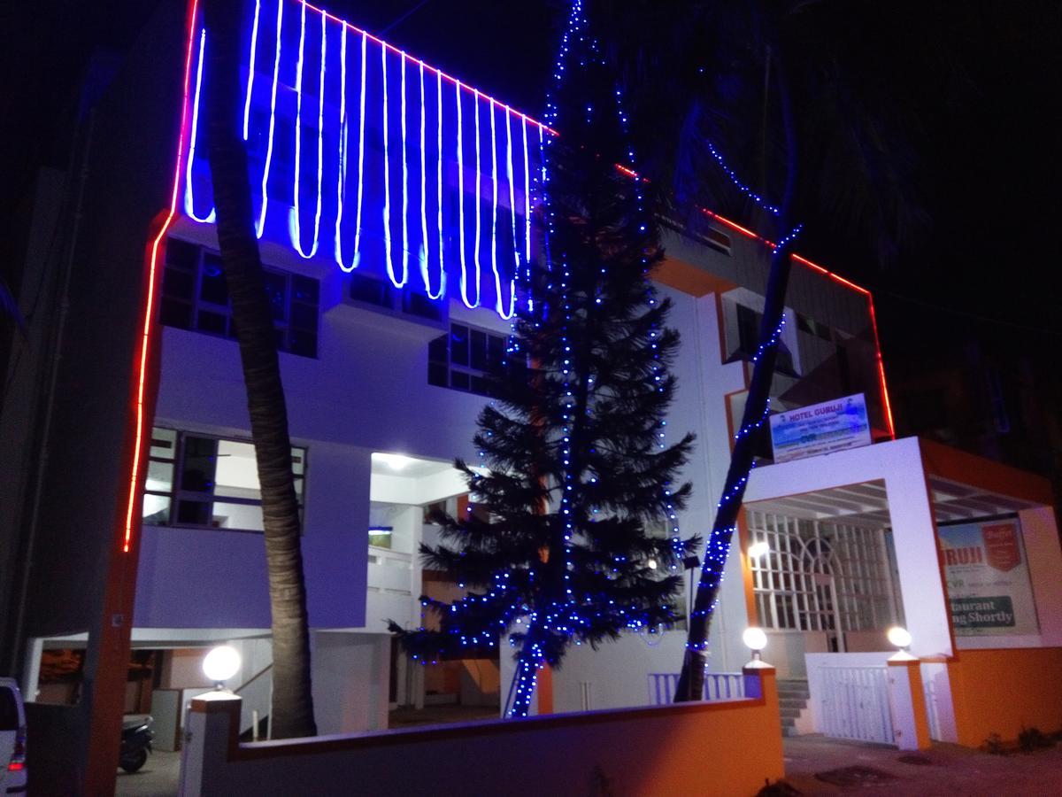 Hotel Guruji Alibág Kültér fotó